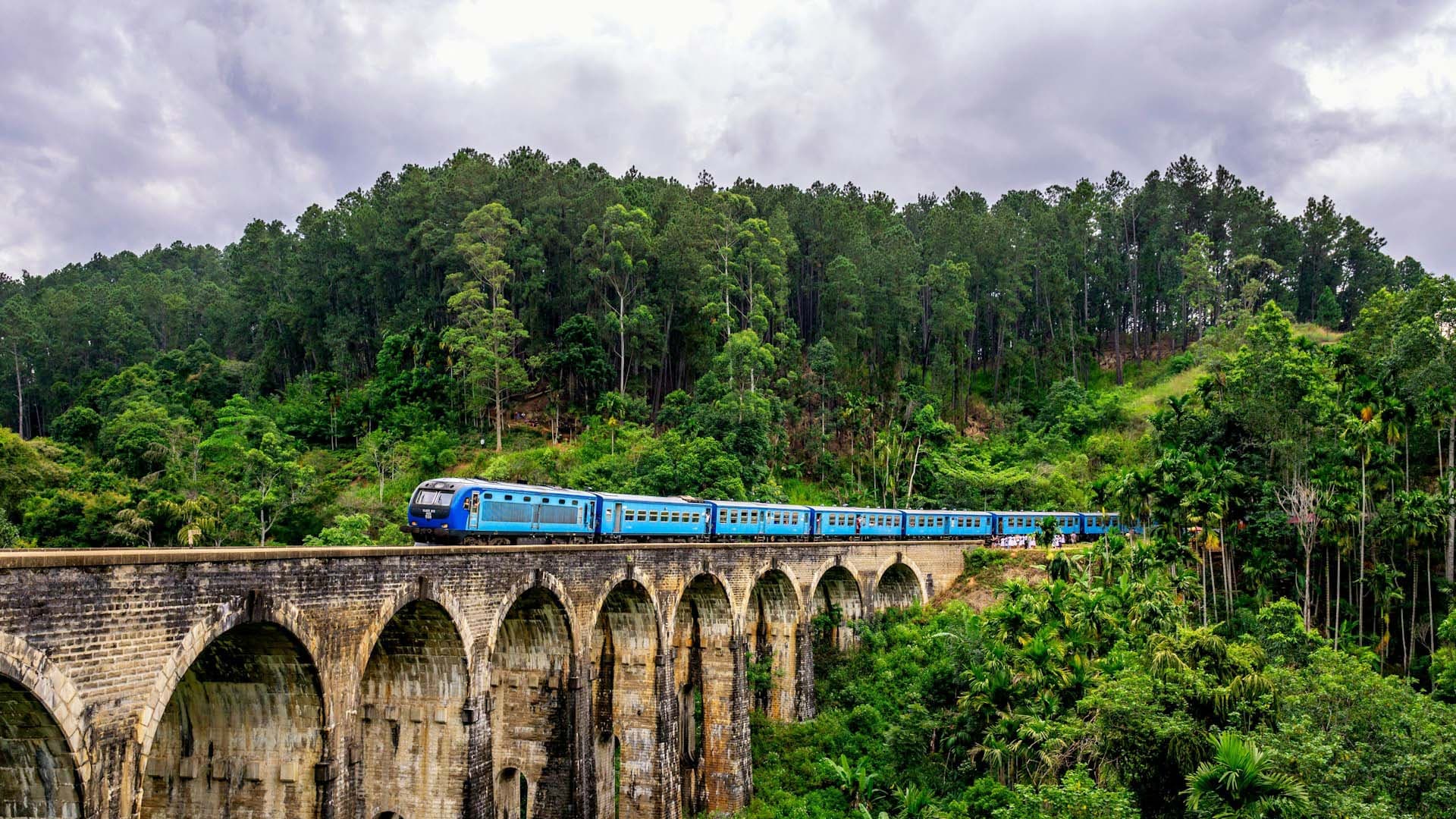 Sri Lanka Travel Hero